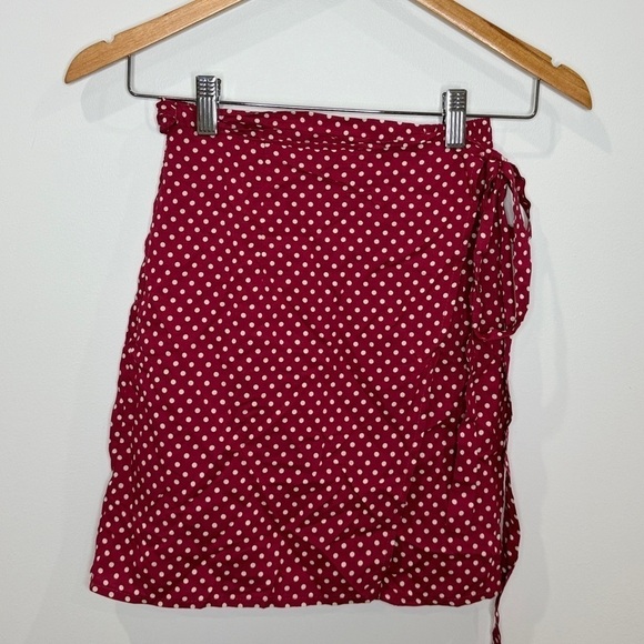 Some Days Lovin Red and Off White Polka Dot Wrap Skirt (XS) - Picture 1 of 4